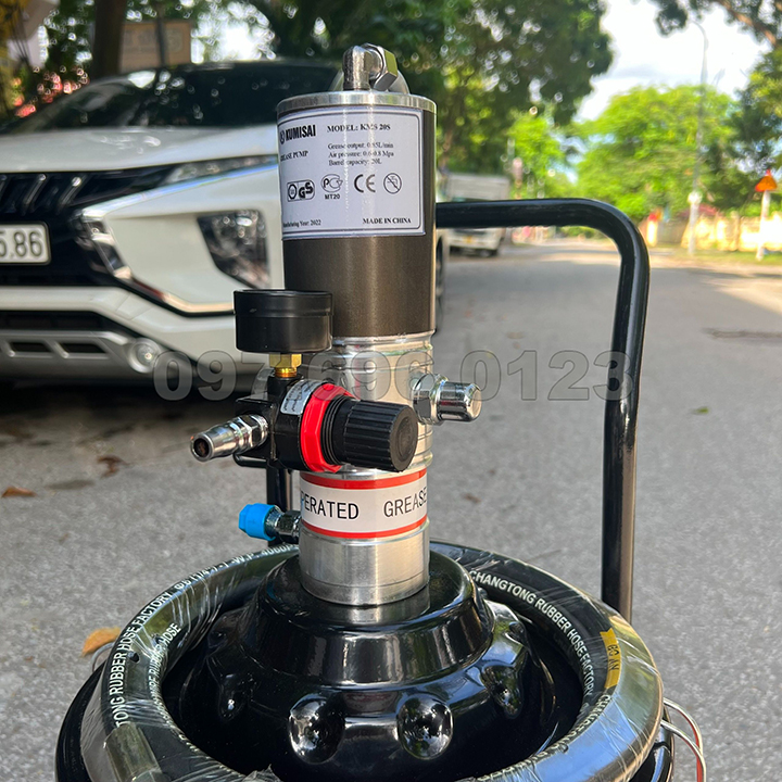 Máy Bơm Mỡ Kumisai 20L KMS-20S