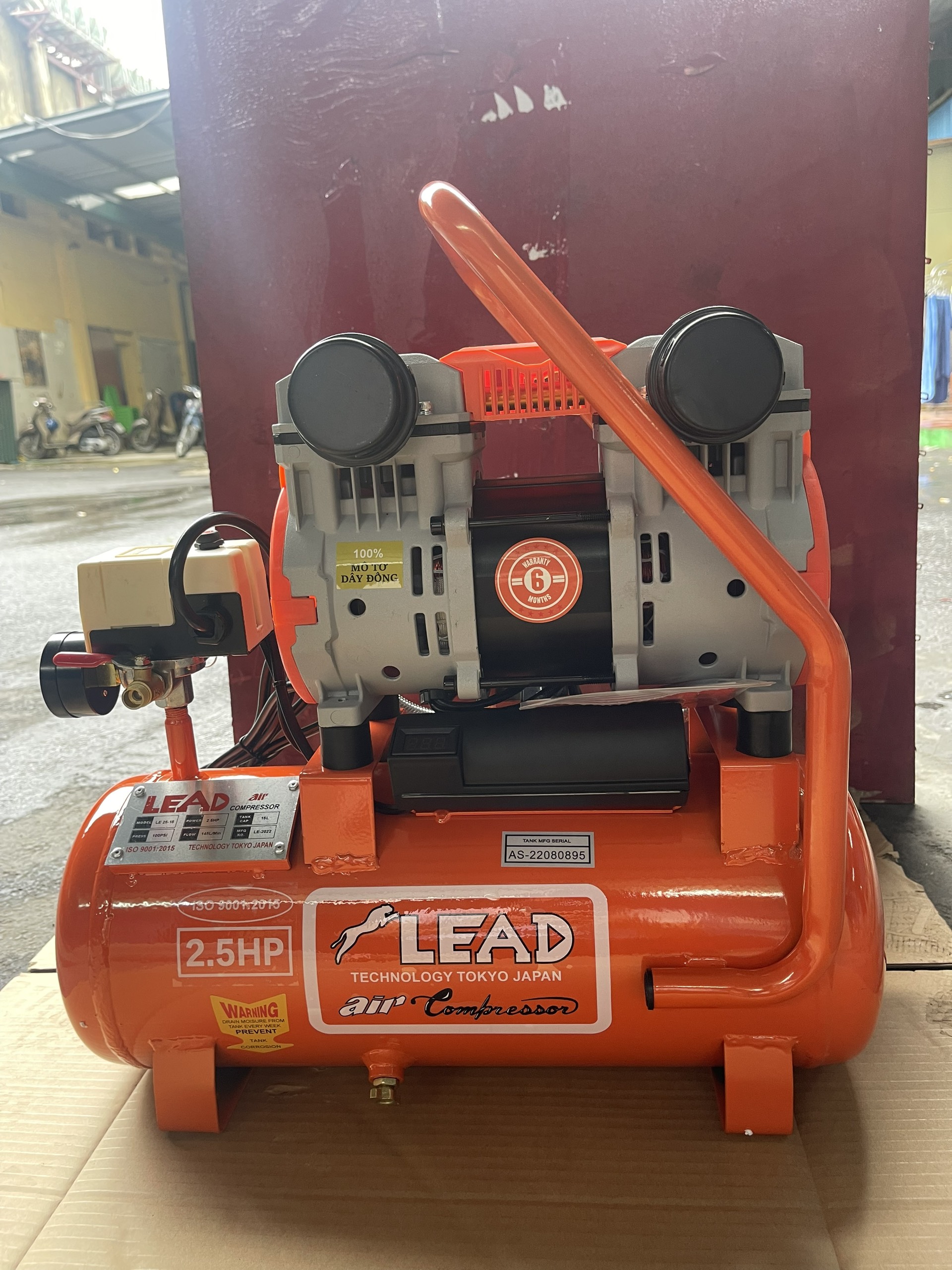 Máy Nén Khí Không Dầu Lead LE 25-15 2.5HP 15L