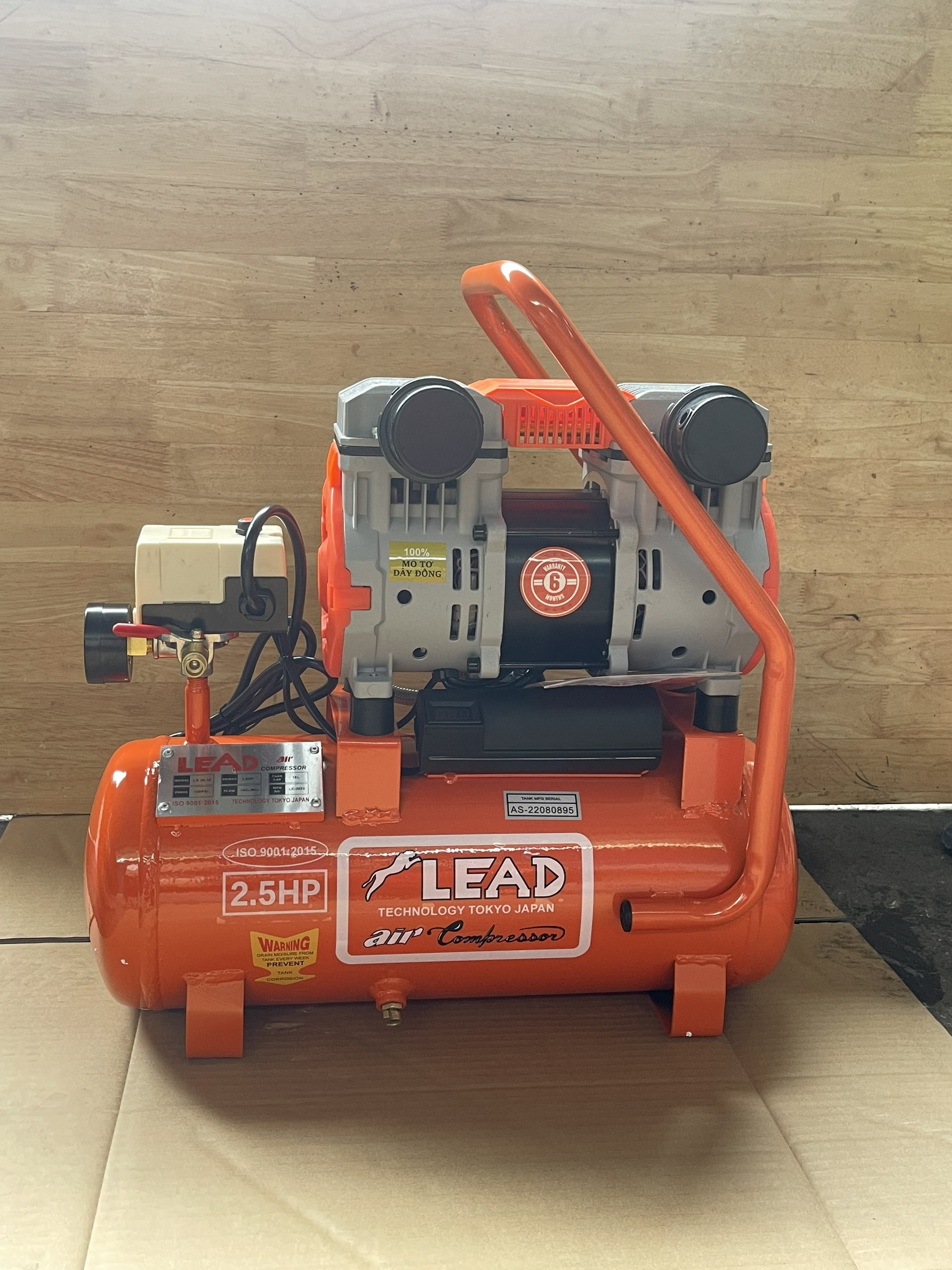 Máy Nén Khí Không Dầu Lead LE 25-15 2.5HP 15L