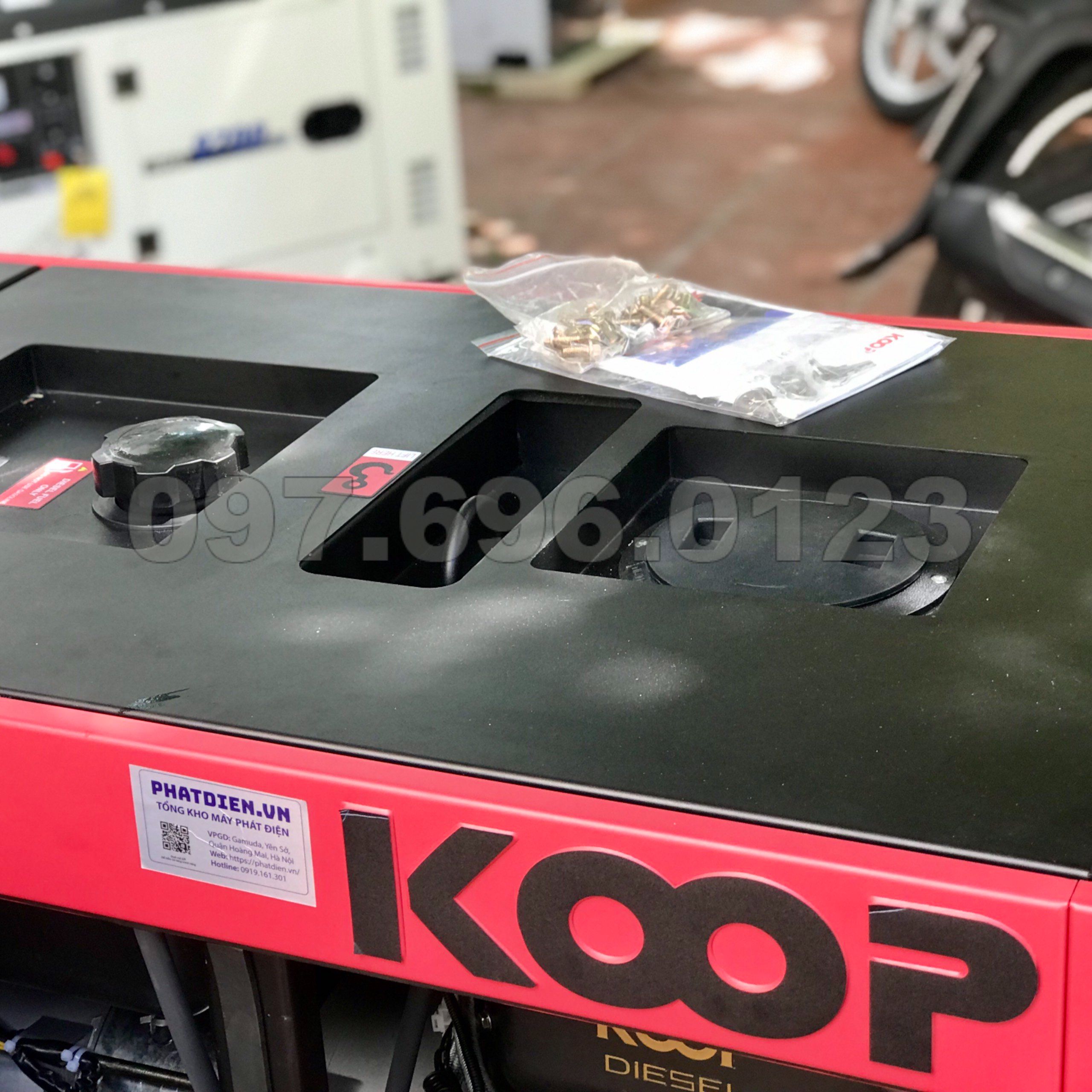 Máy Phát Điện Chạy Dầu 12Kw Koop KDF16000Q 3 Pha