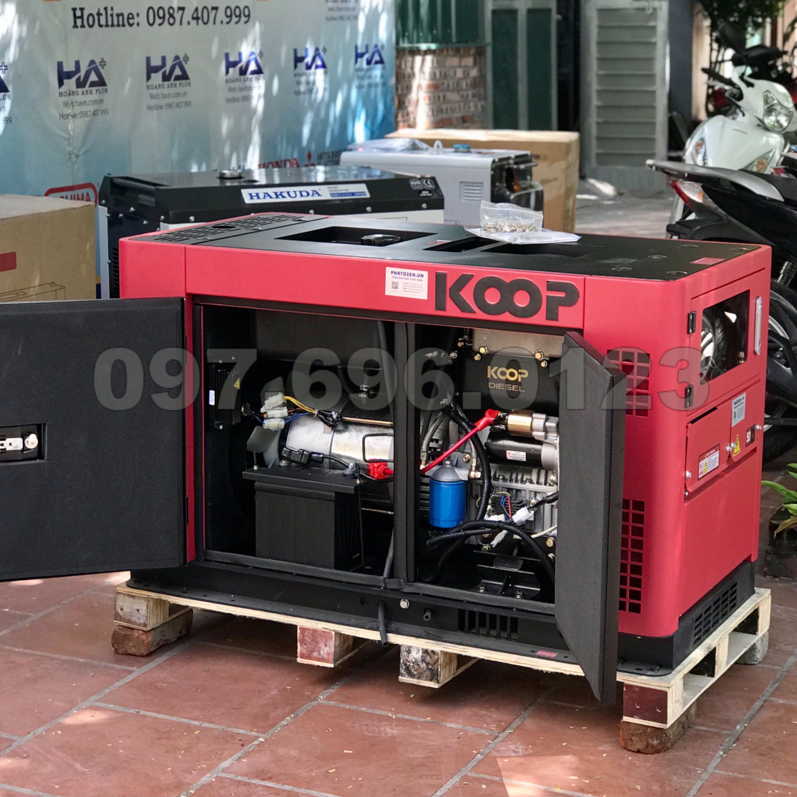 Máy Phát Điện Chạy Dầu 12Kw Koop KDF16000Q 3 Pha