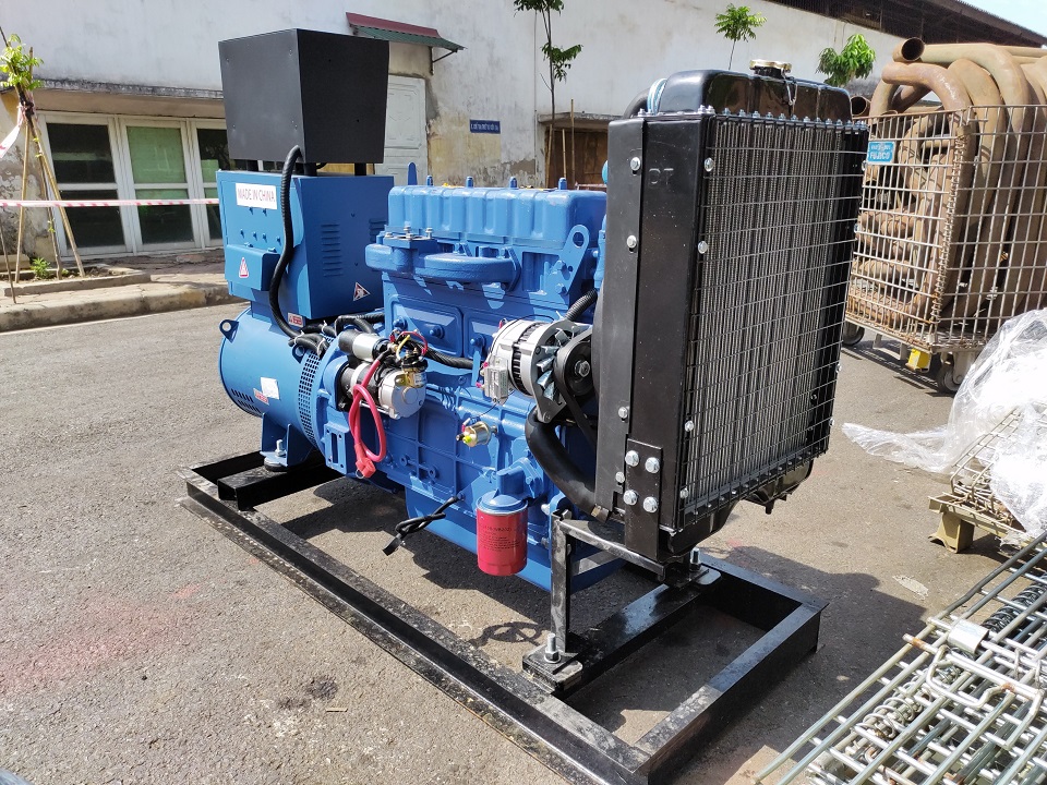 Máy Phát Điện Đồng Bộ 100Kw 3 Pha