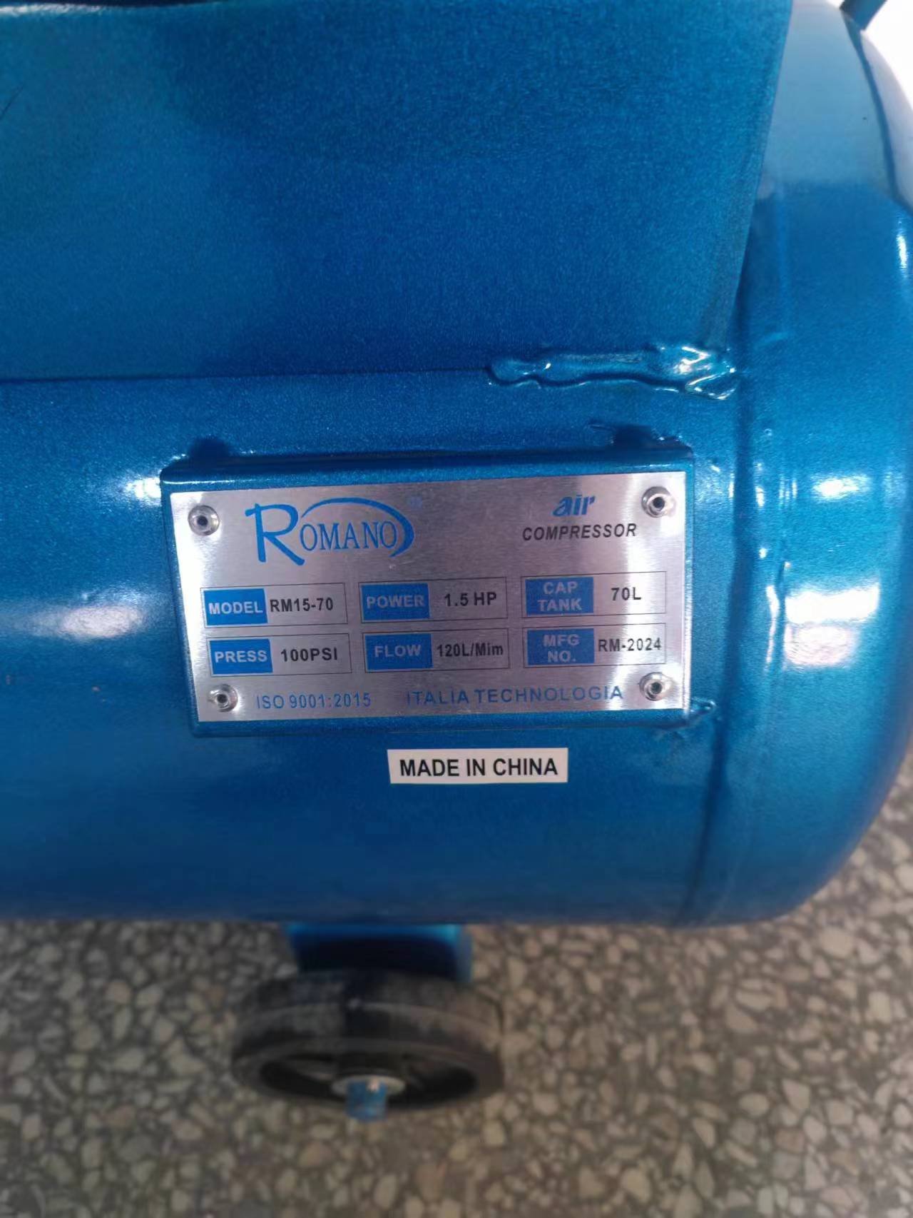 Máy Nén Khí Dây Đai 1.5HP Romano RM15-70 70L