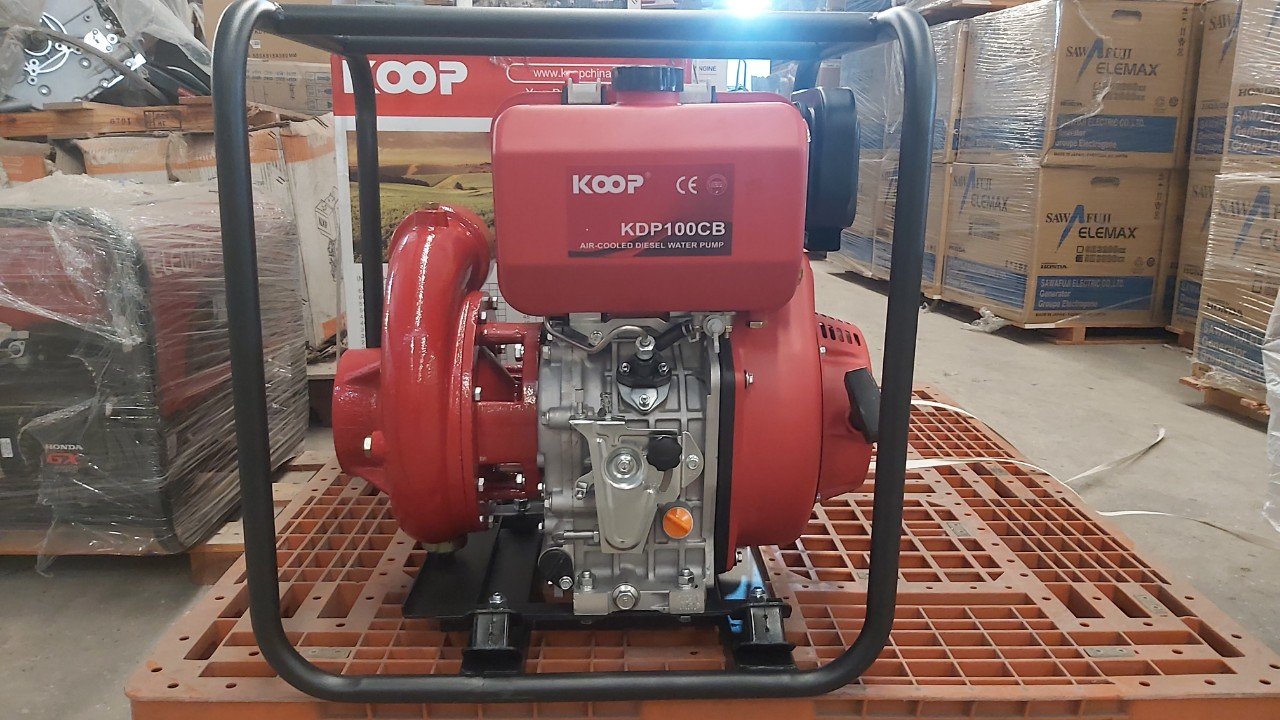 Máy Bơm Nước Chạy Dầu 6.6kw Koop KDP100CB