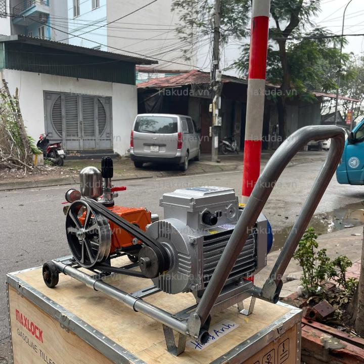 Máy Rửa Xe Dây Đai Áp Lực Cao Luxury 3Kw