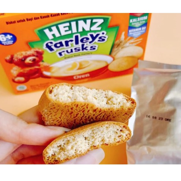 Bánh quy Heinz ăn dặm Farley's rusks cho bé 6 tháng