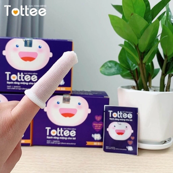 Gạc rơ lưỡi Tottee