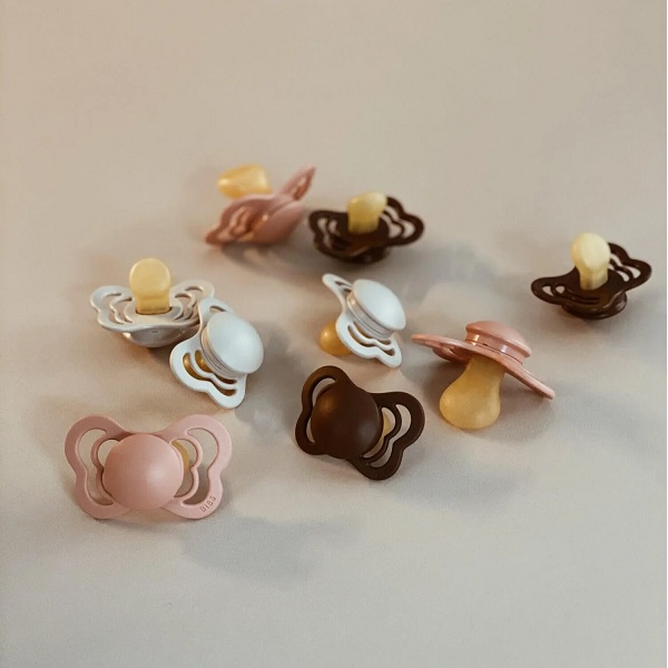 Ti giả Bibs Delux núm đầu tròn silicon cho bé 0-3 tuổi