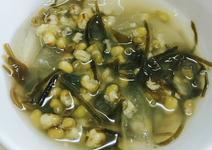 Chè đậu xanh nha đam