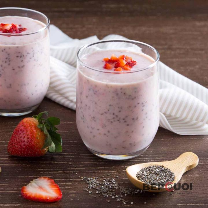 sinh tố chuối dâu hạt chia