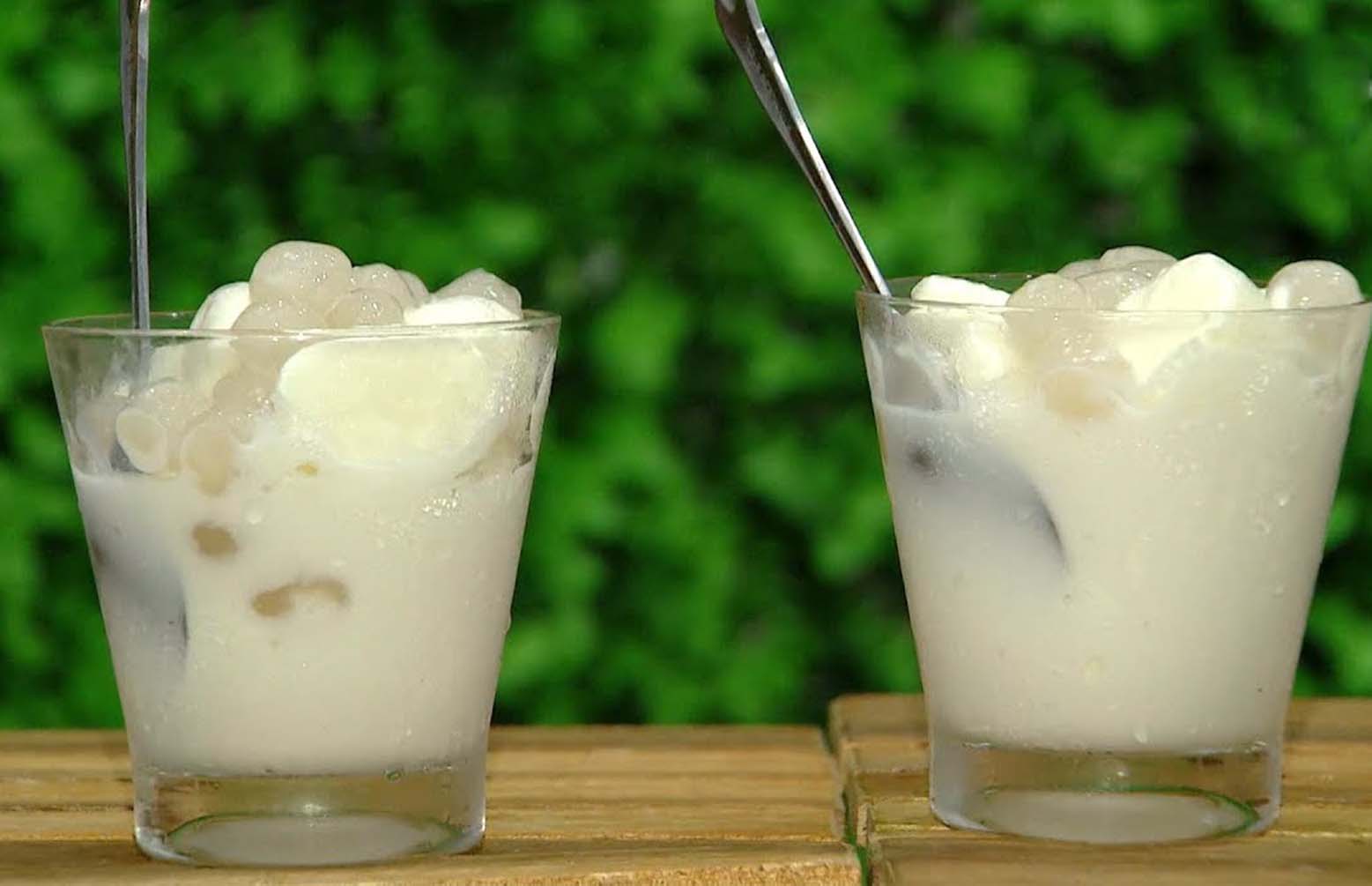 Sữa chua trân châu nước cốt dừa