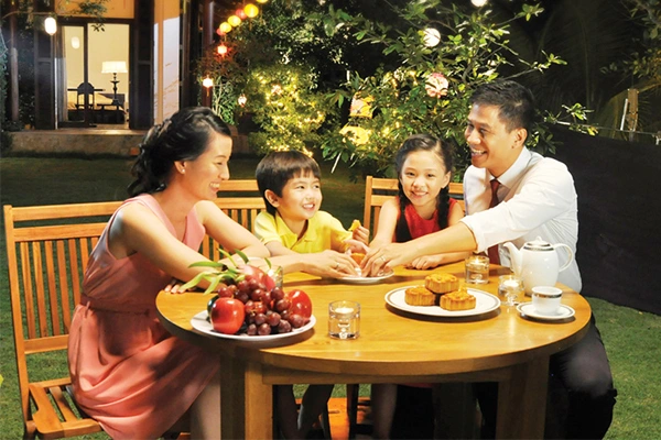 Trung Thu Sum Vầy – Quà Trao Yêu Thương