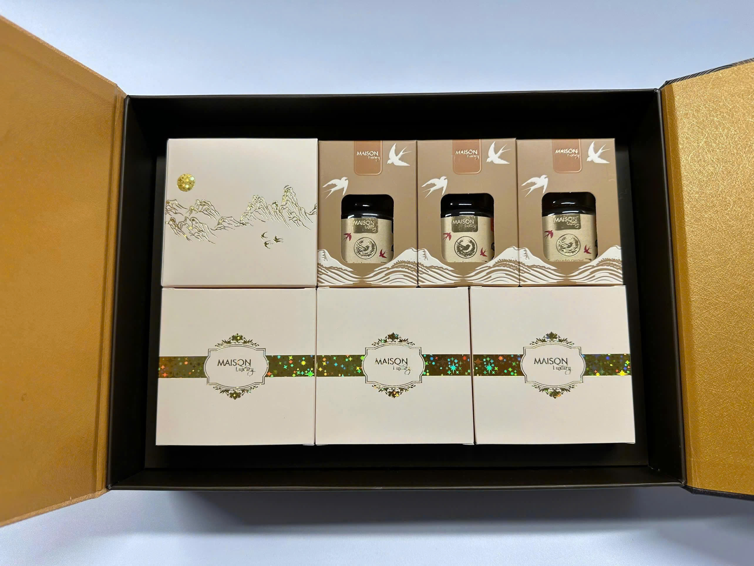 Hộp Quà Trung Thu Ngư Nguyệt – Biểu Tượng Của Sự Thịnh Vượng Và Đoàn Viên