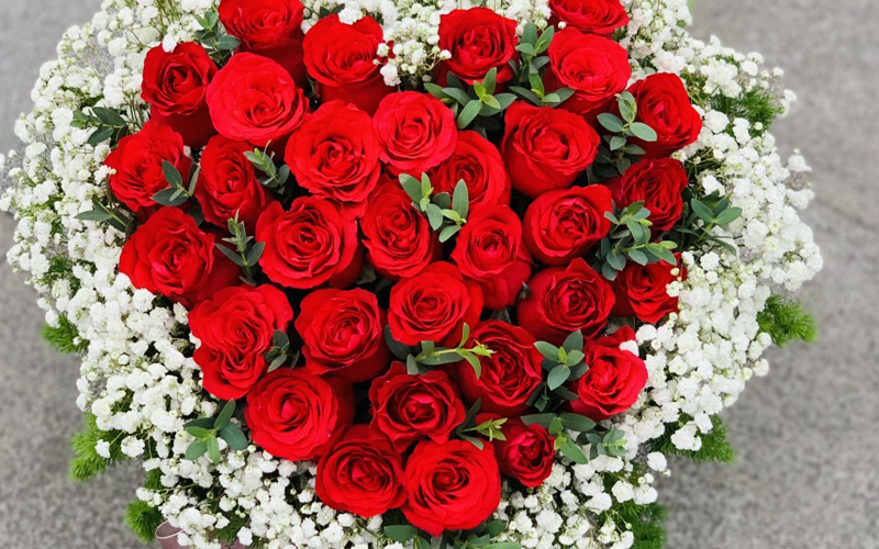 phuong-phap-lua-chon-hoa-tuoi-theo-phong-thuy-dem-lai-nhieu-may-man