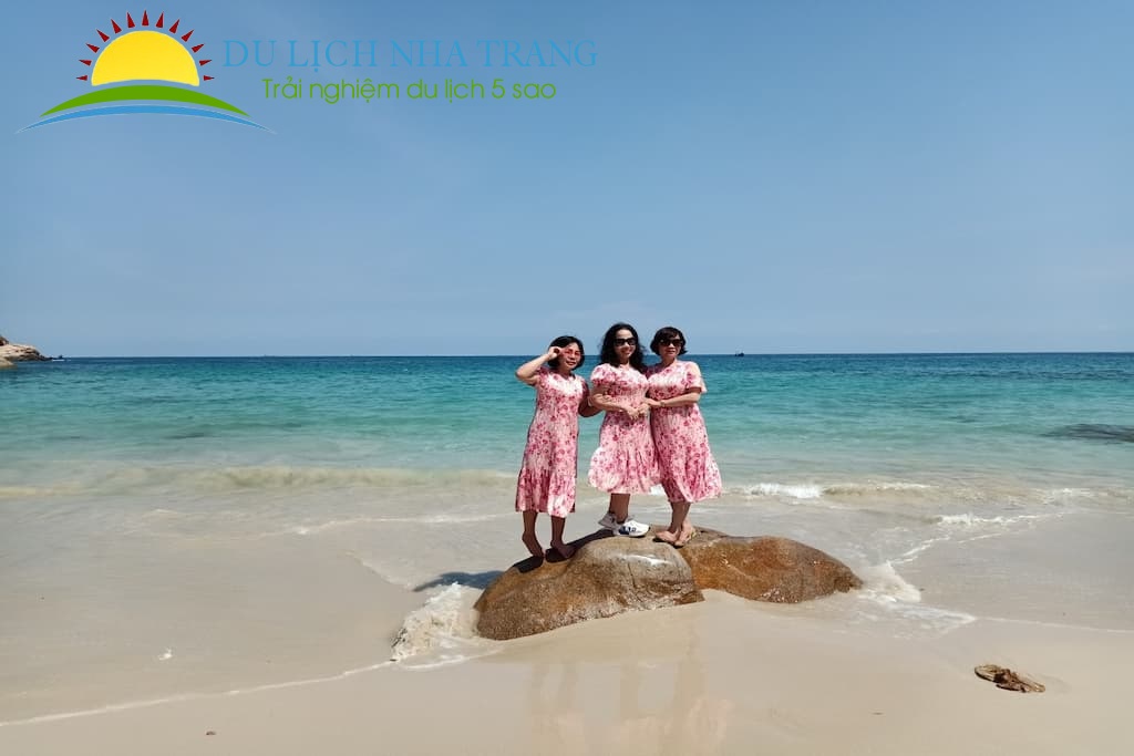 Thuê cano du lịch đảo Bình Ba Nha Trang