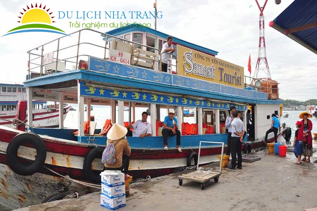 Tour đảo Yến Hòn Nội Nha Trang