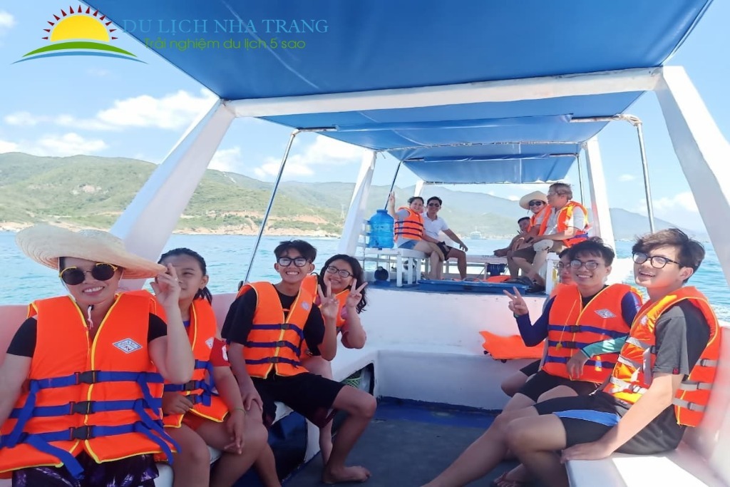 tour tham quan đảo bình hưng