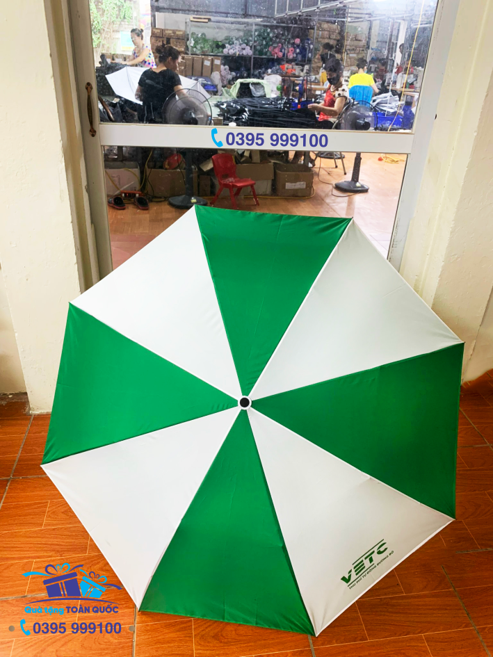 ô dù thông minh, ô dù gấp ngược in logo, ô dù mở ngược thông minh, dù ngược đi ô tô, xưởng sản xuất dù mở ngược ô tô giá rẻ, quà tặng dưới 200k, quà tặng doanh nghiệp giá rẻ