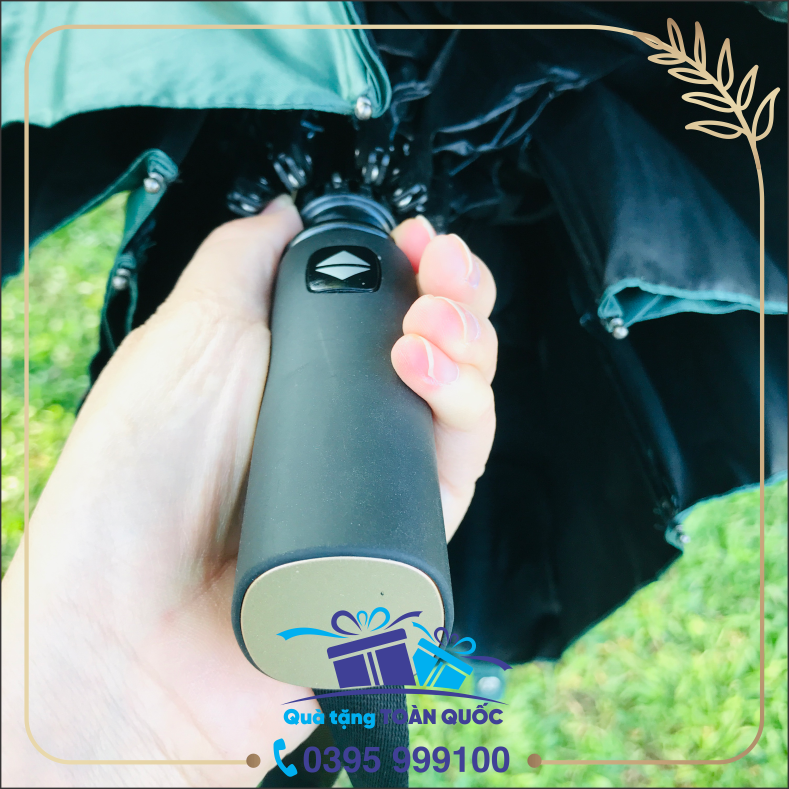 quà tặng công đoàn, ô dù quảng cáo, ô dù in logo Siflex, ô dù cầm tay đẹp, ô dù gập 3 tự động 2 chiều, quà tặng dưới 100k, quà tặng tết giá rẻ, quà tặng cuối năm, cán ô dù khắc logo