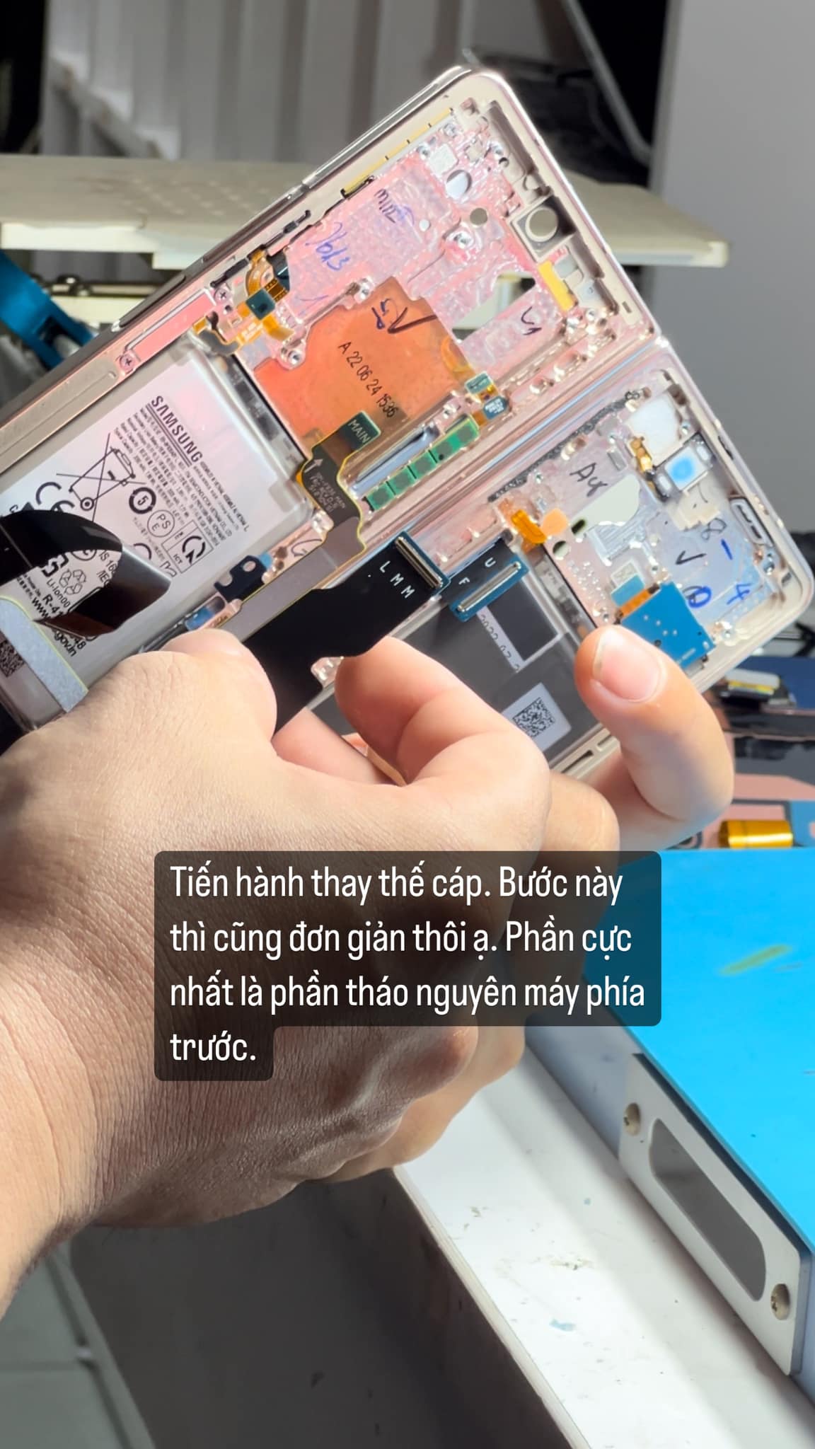 sua-chua-z-fold-z-flip-uy-tin-tai-quan-2-a1368