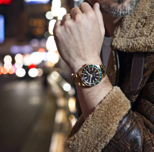 Series 8 880 GMT NB6033-51E Demi Rose Gold