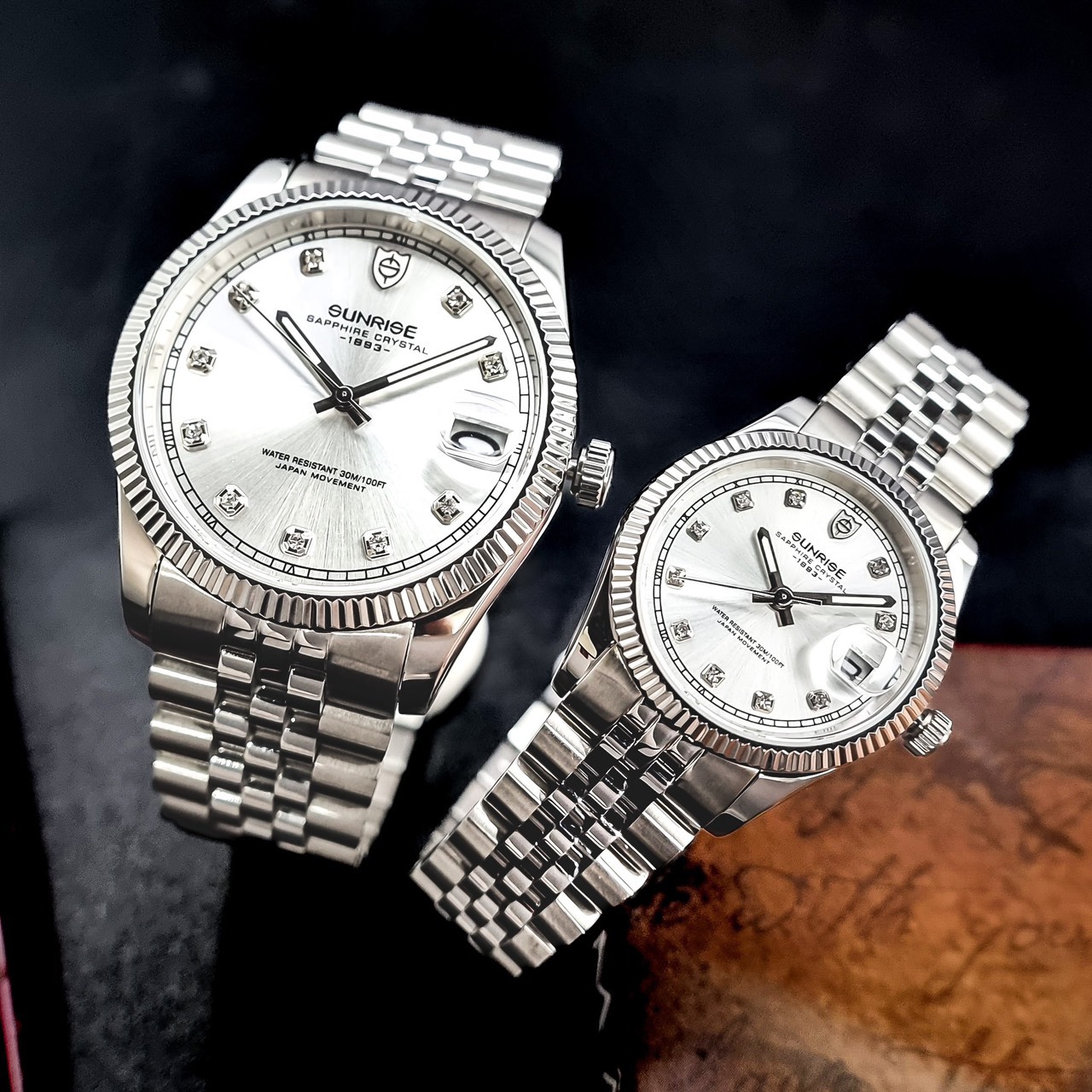 Đồng hồ chính là món quà gắn kết yêu thương thật nhiều, giúp các cặp đôi trân trọng từng phút, từng giây được ở bên gắn bó với nhau.