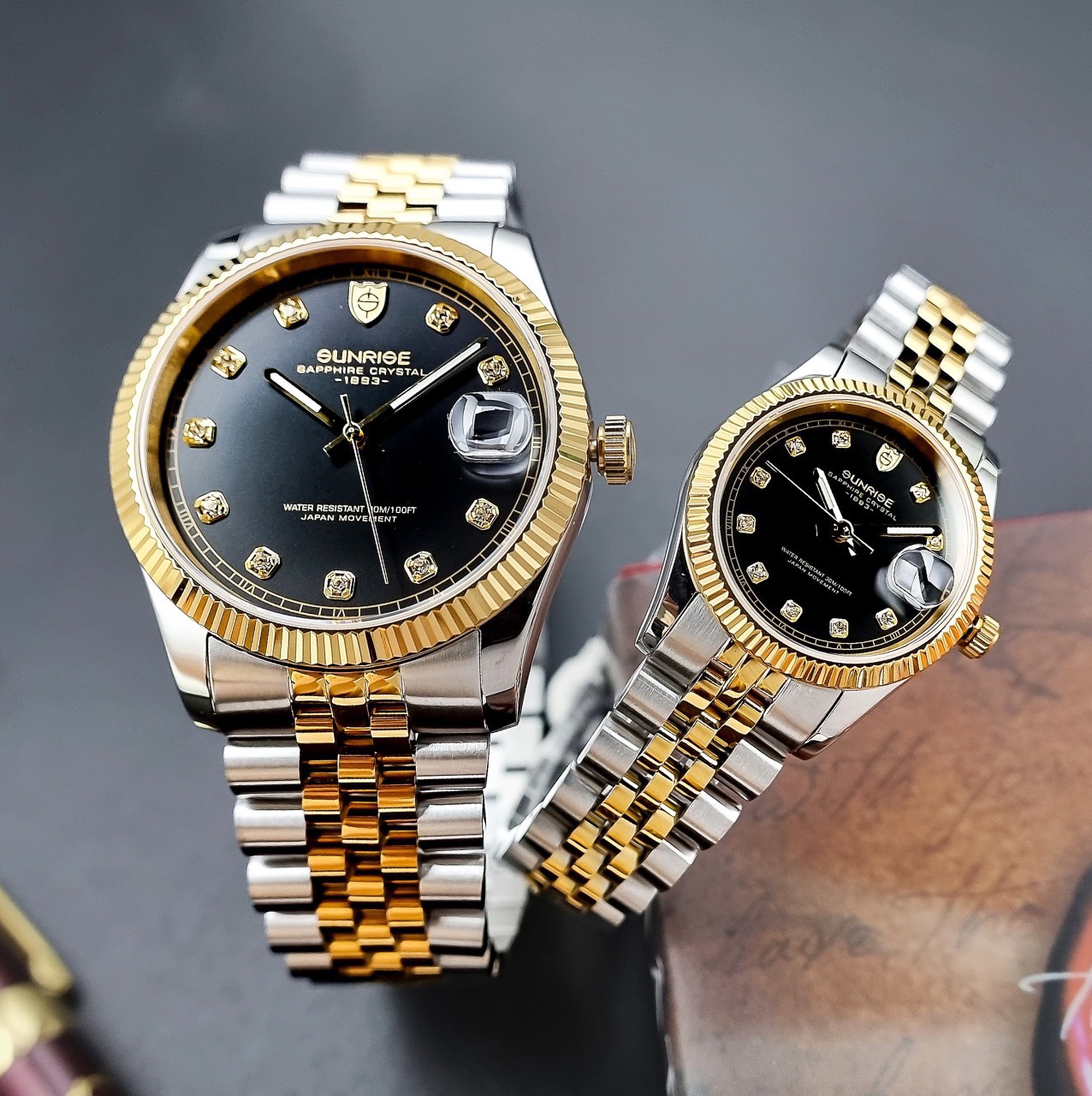 Đồng hồ chính là món quà gắn kết yêu thương thật nhiều, giúp các cặp đôi trân trọng từng phút, từng giây được ở bên gắn bó với nhau.