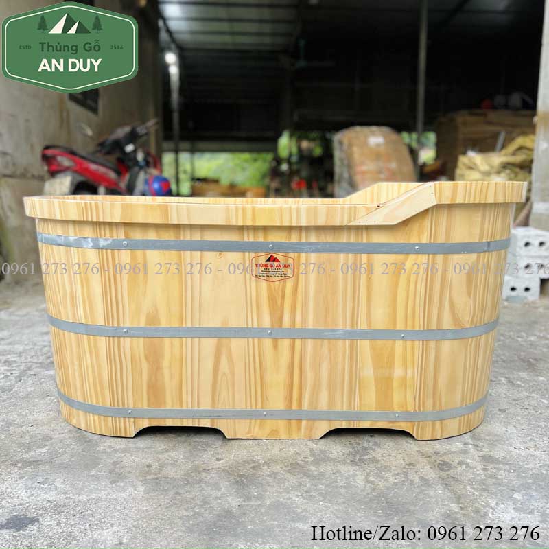 Bồn tắm gỗ Thông bo viền