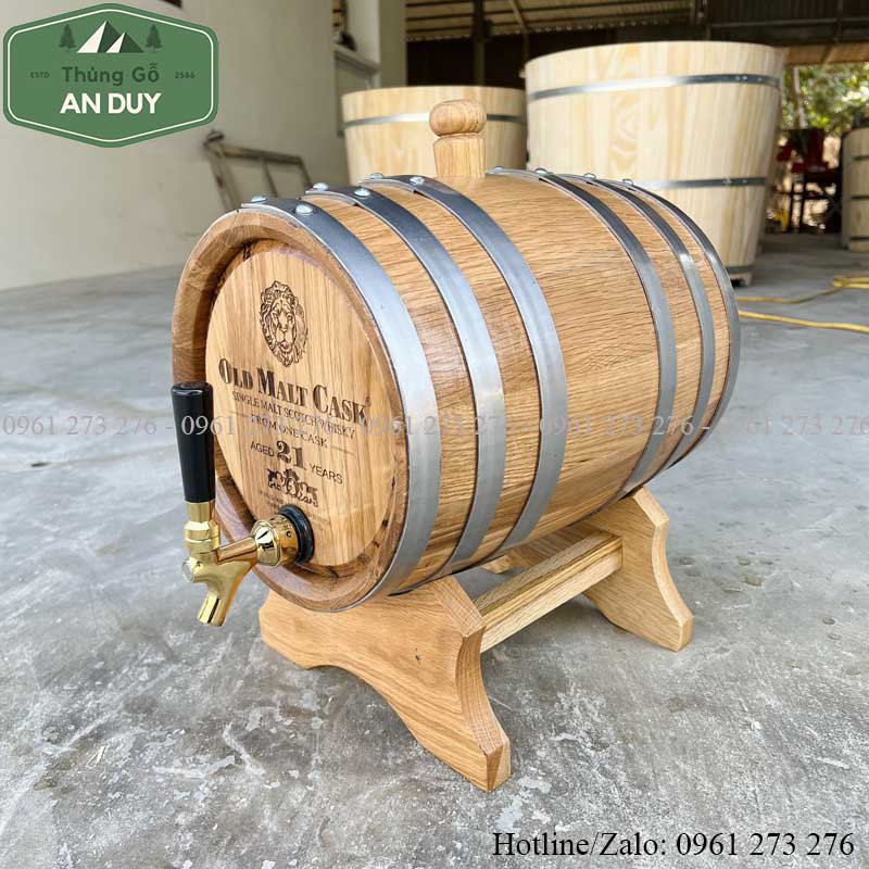 thùng rượu gỗ sồi