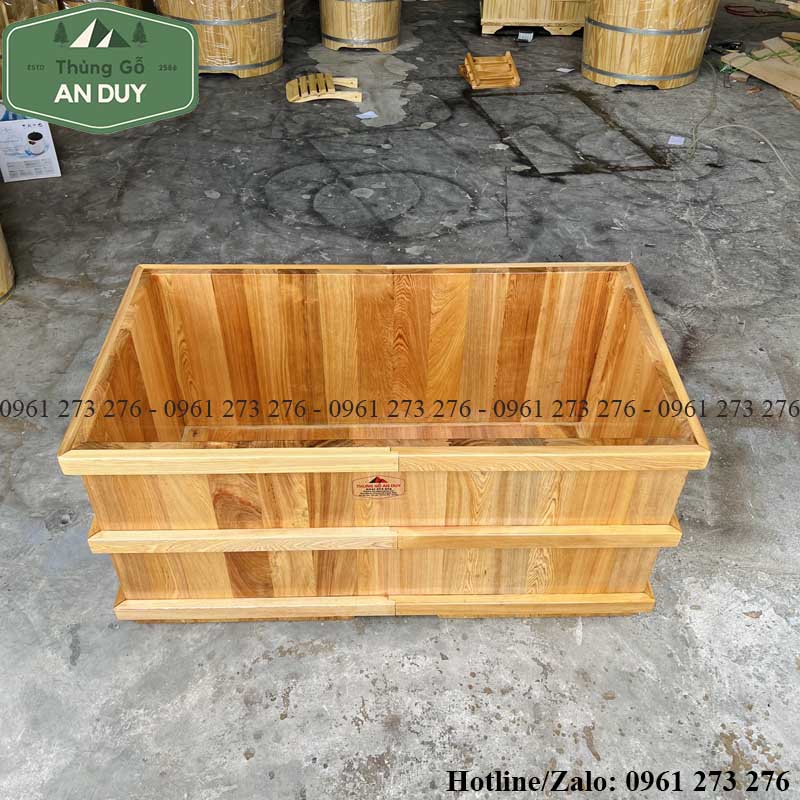 bồn tắm gỗ pơ mu hình vuông