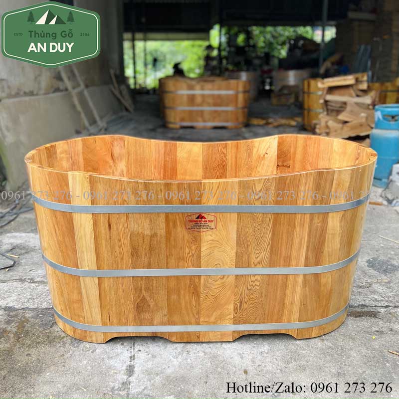 Bồn Tắm Gỗ Pơ mu Dáng Oval