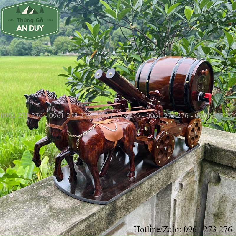 Ngựa Kéo Thùng Rượu Vang
