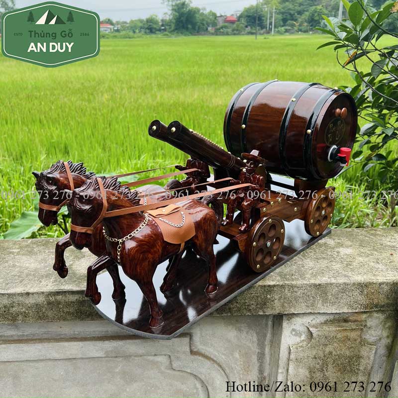 Ngựa Kéo Thùng Rượu Vang