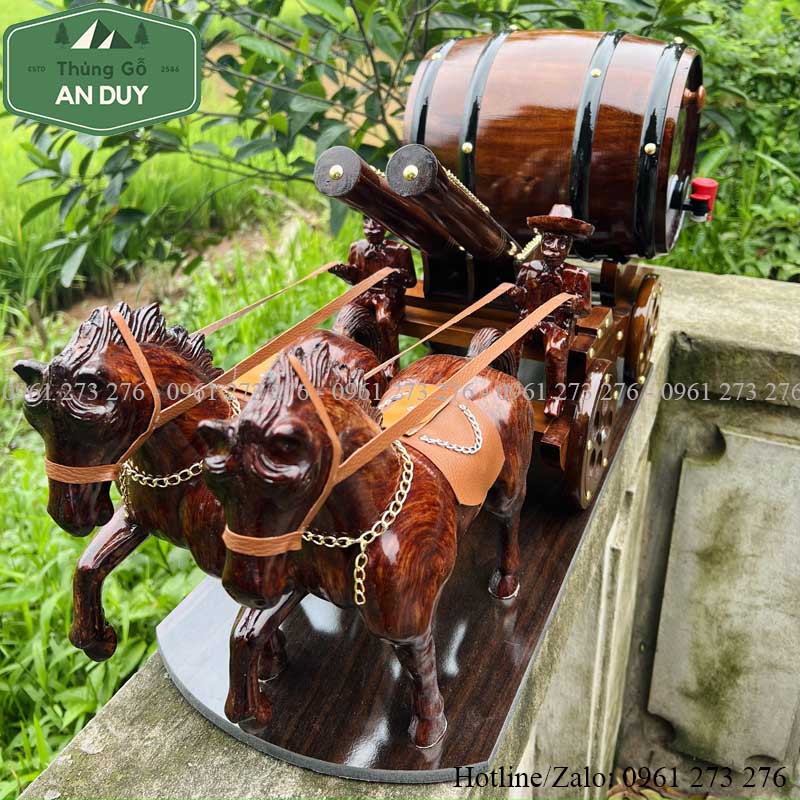 Ngựa Kéo Thùng Rượu Vang