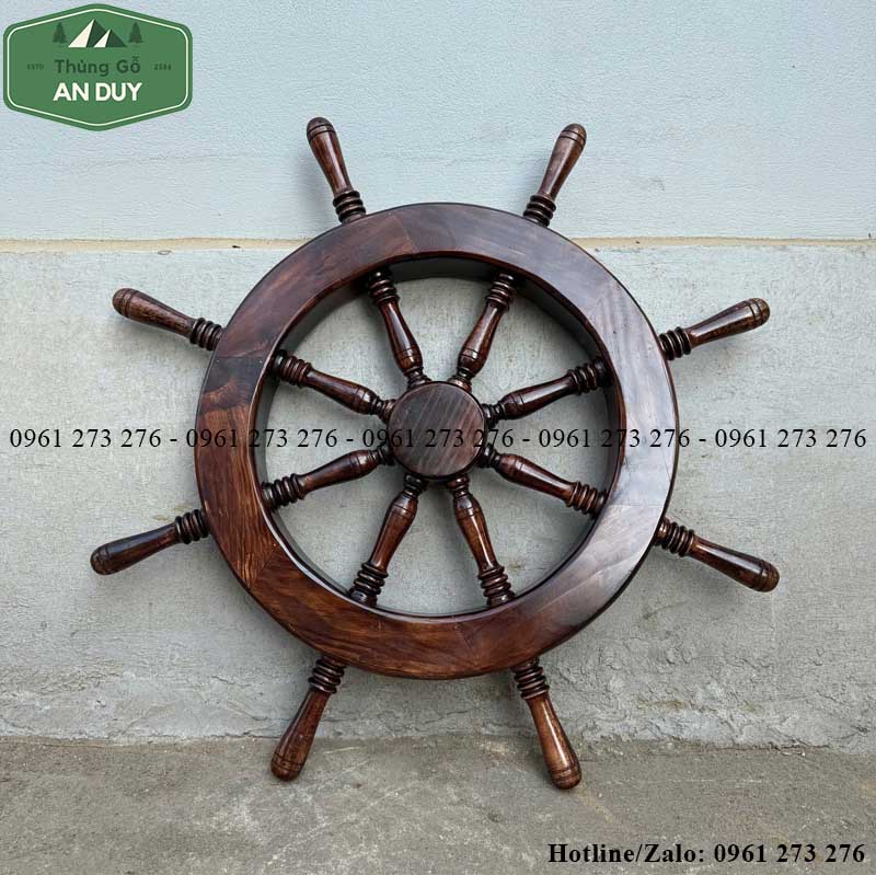 Bánh lái tàu bằng gỗ