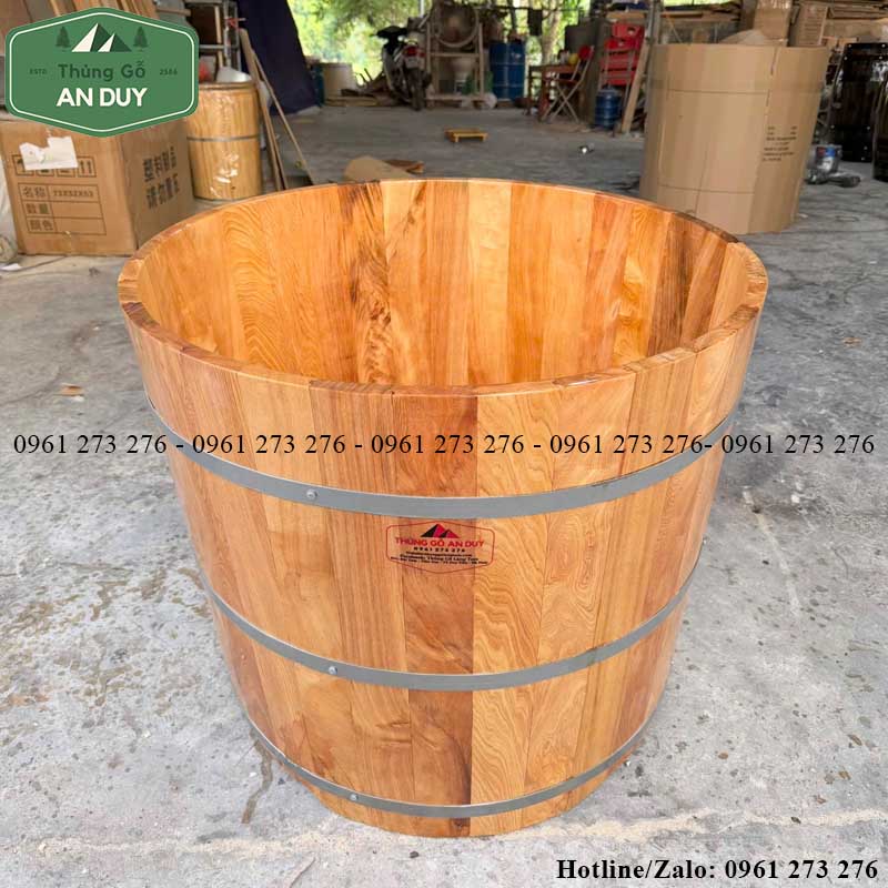 Bồn Tắm Tròn Gỗ Pơmu