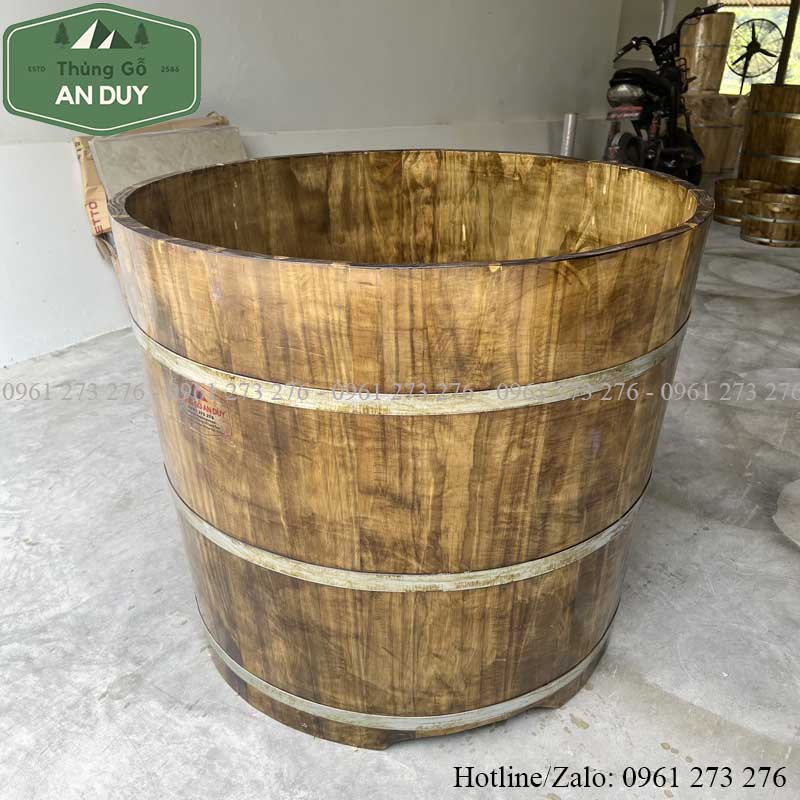 Bồn tắm gỗ thông tròn