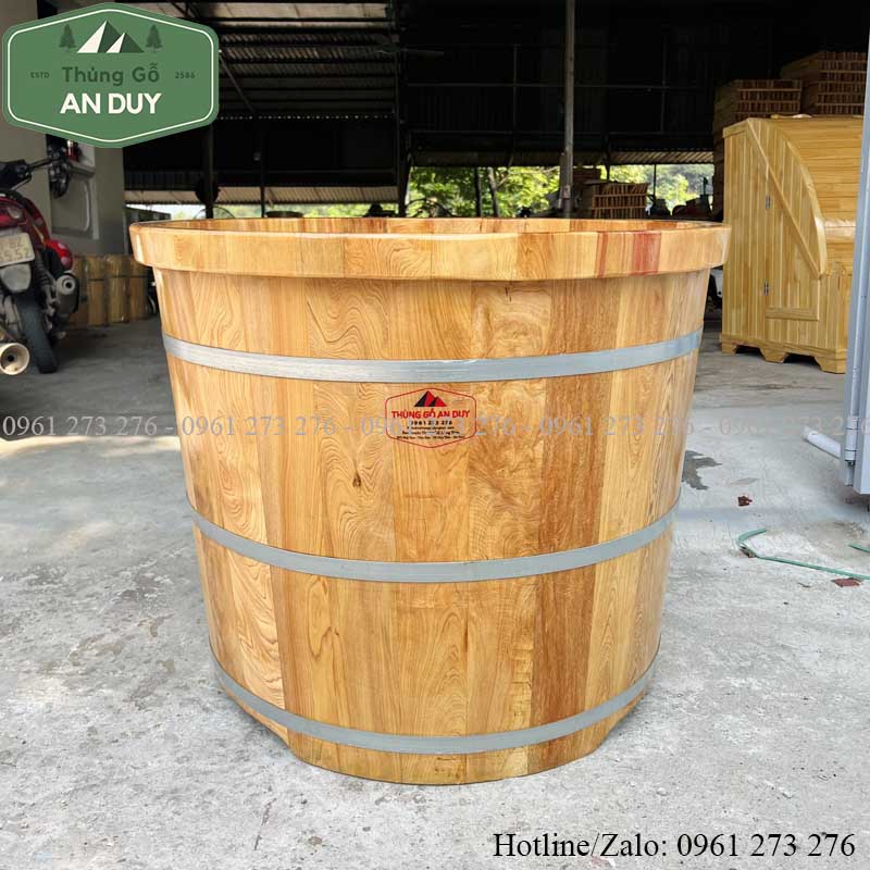 Bồn tắm gỗ pơmu