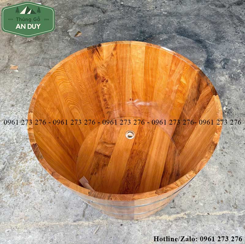 Bồn Tắm Tròn Gỗ Pơmu
