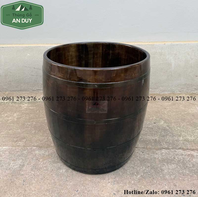 Bồn tắm gỗ thông dáng chum