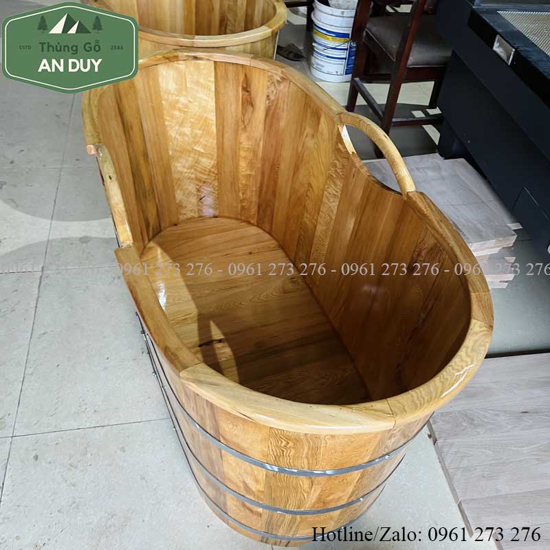 Bồn Tắm Gỗ Pơ Mu Tay Cầm