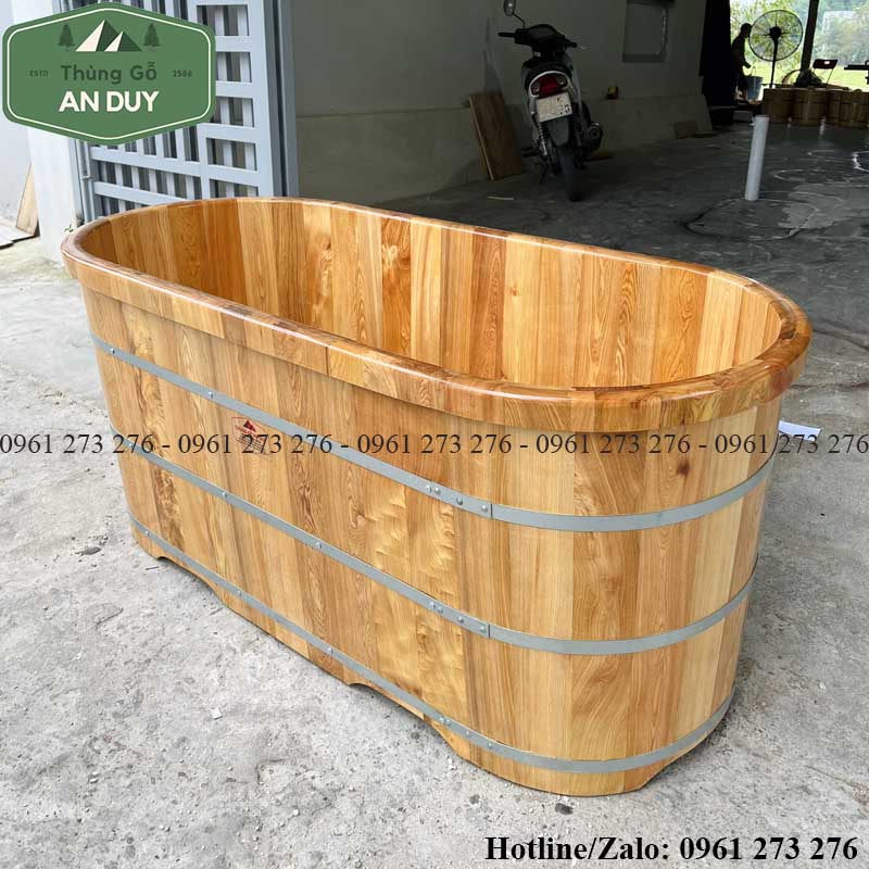 Bồn Tắm Gỗ Pơmu Dáng Oval Bo Viền 2 Người