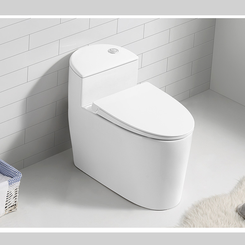 Bồn cầu 1 khối R3316 nắp bán nguyệt kiểu dáng sang trọng