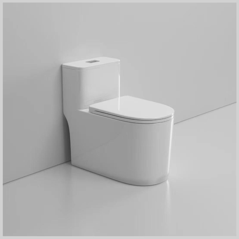 Bồn cầu 1 khối R85 1 khối , men nanio cao cấp