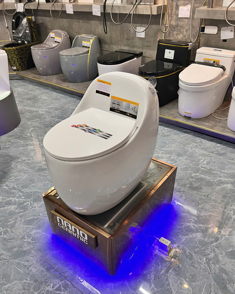 Bồn cầu liền khối KBS16 phủ men Nano chống bám bẩn