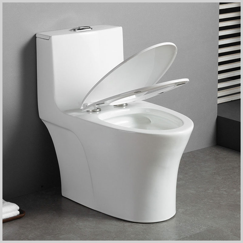 Bồn cầu liền khối R83 cao cấp trong combo nhà tắm KBS23