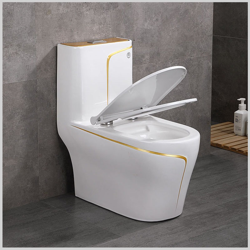 Nắp đóng êm cao cấp chất liệu nhựa ABS của bồn cầu R35-4