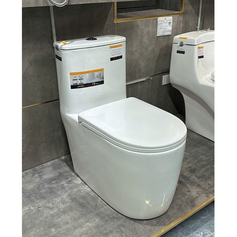 Bồn cầu R88 men Nano chống bám bẩn thuộc Combo KB202 Pro