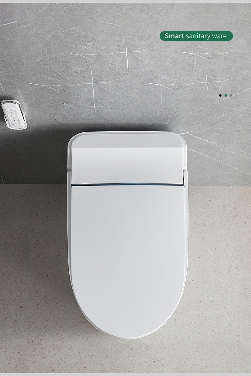 Bồn cầu R-203 có chế độ khử mùi tự động, không gian luôn thơm tho