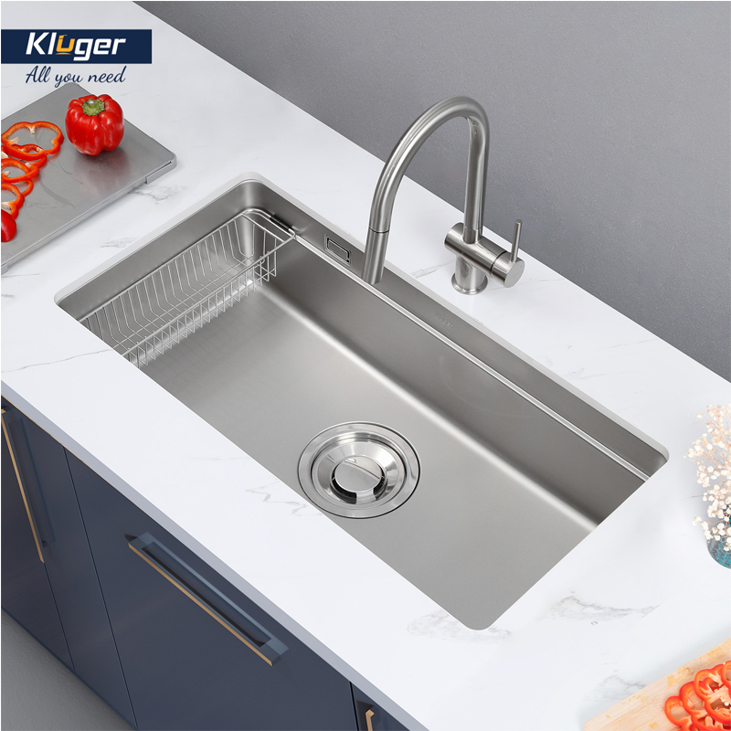Hình ảnh thực tế chậu rửa Kluger KF7848FS S78 Basic lắp đặt tại bếp